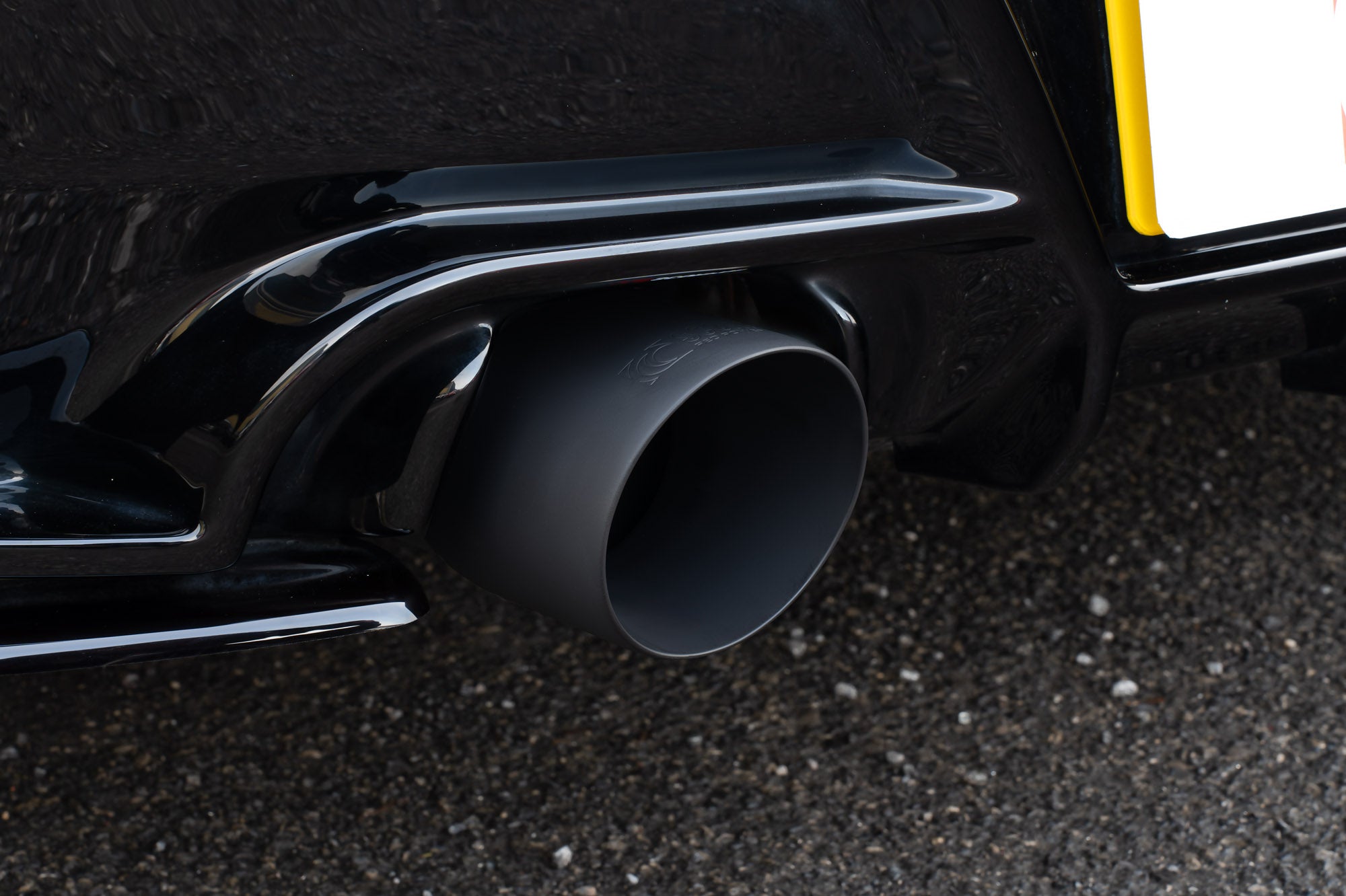 SCORPION F20 M135i Non-resonated cat-back system with valve (Ceramic Black Daytona trims)